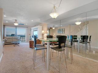 White Sands Bay Front Pensacola Condo - 1