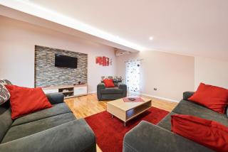 Alto Apartments - 6