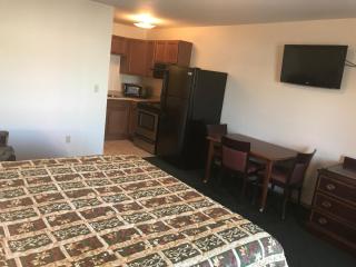 Western Holiday Motel - Wichita - 2