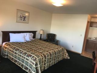 Western Holiday Motel - Wichita - 3
