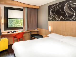 ibis Montceau les Mines - 9