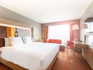Novotel Manila Araneta City Hotel - Manila - 7