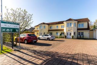 Hotel Adler - Wismar - 0