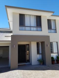 Jasper Place - Brisbane - 0