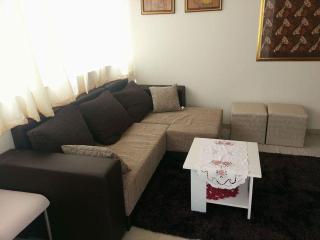Kartini Apartment - Nin - 3