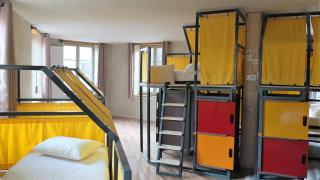 La Maison Rouge - Backpacker Hostel - Saint-Étienne - 5