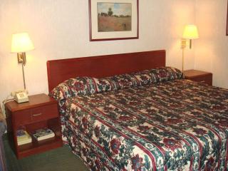 Suburban Studios Fairborn - Dayton - Fairborn - 4