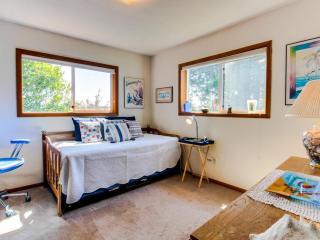 Nye Beach Bungalow - 2