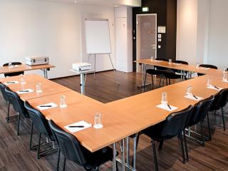 DORMERO Hotel Frankfurt - Frankfurt am Main - 1