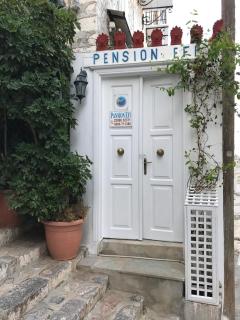 Pension Efie - Hydra - 2