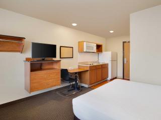 WoodSpring Suites Columbus North I-270 - 3