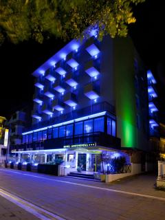 Hotel Continental - Bellaria-Igea Marina - 7