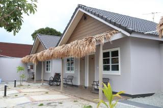 Lavigo Resort - Pantai Cenang - 5