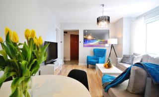 Luxury Marina Apartment - 1