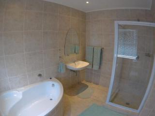 Sunbird-Admiral Island holiday house - 4