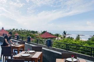 Sulis Beach Hotel & Spa - Kuta - 3