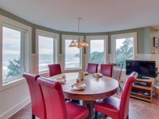 Berni's Ocean View Castle - Home Sweet Homestead - 2