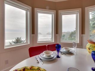 Berni's Ocean View Castle - The Crow's Nest - 8