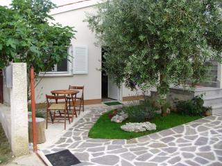 Leca- small house - Medulin - 0
