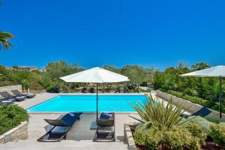 Ana Apartments - 3