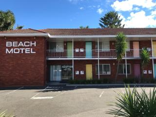 Thirroul Beach Motel - Wollongong - 4