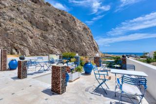 Onar Rooms & Studios - Perissa - 1