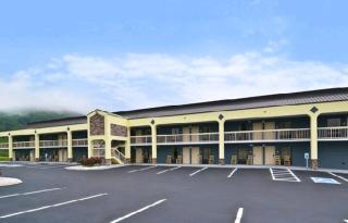 Best Western Cades Cove Inn - 7