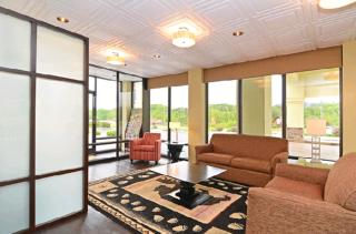 Best Western Cades Cove Inn - 1