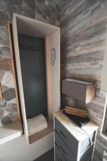 Pine Breeze Cottages - 1