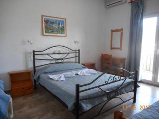 Guesthouse Christos - Skopelos Town - 2