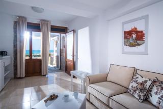 Golden Grain Suites "by Checkin" - Kokkini Khanion - 7