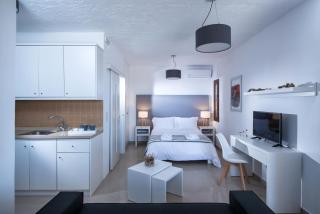 Golden Grain Beachfront Suites - 1