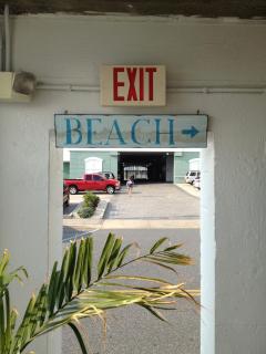 Thunderbird Beach Motel - 6