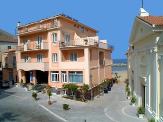 New Hotel Sonia - Santa Maria di Castellabate - 1