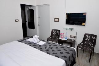 Suroor Tourist Home - Virajpet - 3