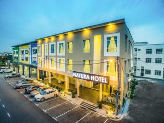 Natura Hotel - Nusajaya - 0