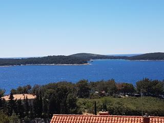 J&B Holiday House Hvar - Hvar - 1