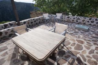 Kafka Stone House - Emporeiós - 9