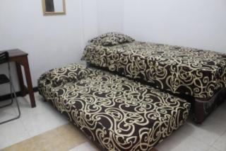 Crown Guest House - Ambarawa - 4