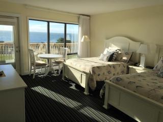 Surf & Sand Beach Motel - 1