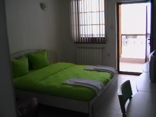Rooms for Guests Bakhus - Shipkovo - 0
