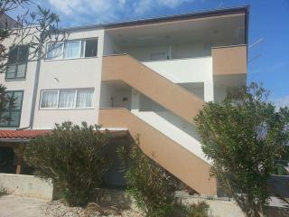 Kartini Apartment - Nin - 6