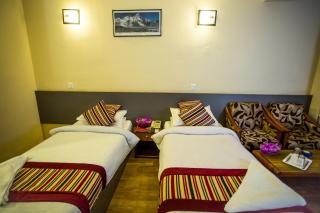 Hotel Crown Plaza - Kathmandu - 9