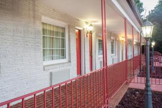 The Hillside Hotel - 8