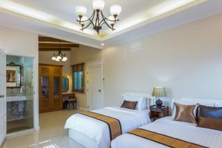 The Lek Aree - Bangkok - 1