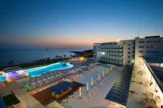 King Evelthon Beach Hotel & Resort - 2