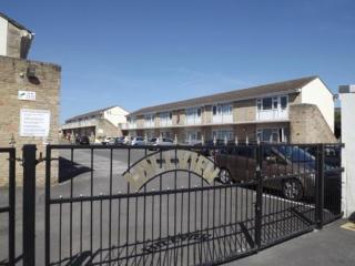Hill View Apartment - 0