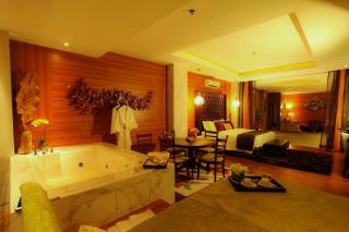 Royal Asnof Hotel Pekanbaru - 9