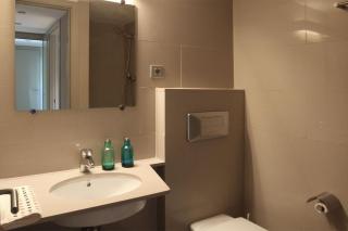 Passeig de gracia sun apartament balcony 2 bedroo - 9