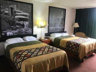 Econo Lodge - Erie - 0